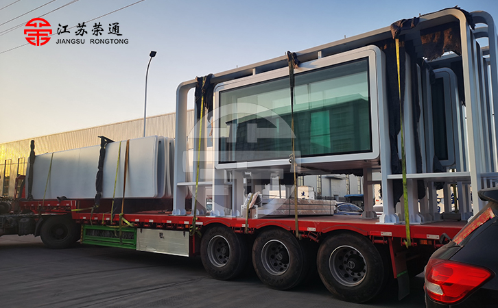 安徽合肥鄉(xiāng)鎮(zhèn)公交站臺(tái)裝車中