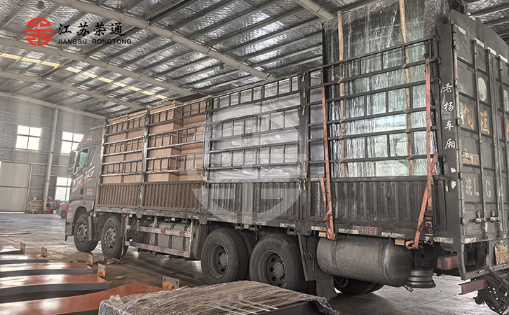 西藏不銹鋼候車亭即將發(fā)往目的地 西藏不銹鋼候車亭即將發(fā)往目的地