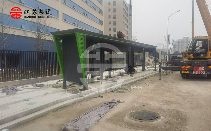 杭州智能公交站臺(tái)第2批實(shí)景圖