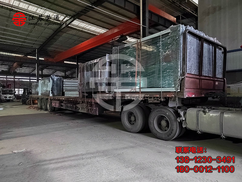 不銹鋼公交站臺發(fā)貨 不銹鋼公交站臺發(fā)貨